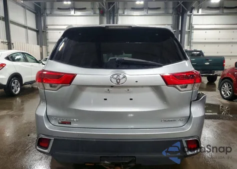 2017 Toyota Highlander Limited from USA, damaged, VIN 5TDDZRFH4HS427618